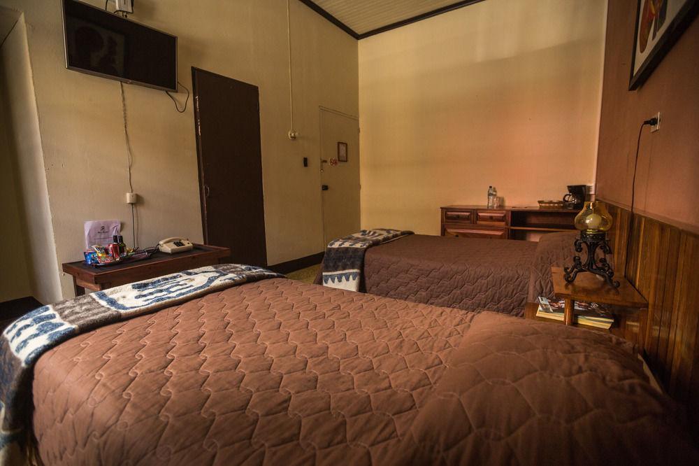 Hotel Modelo Quetzaltenango Kültér fotó