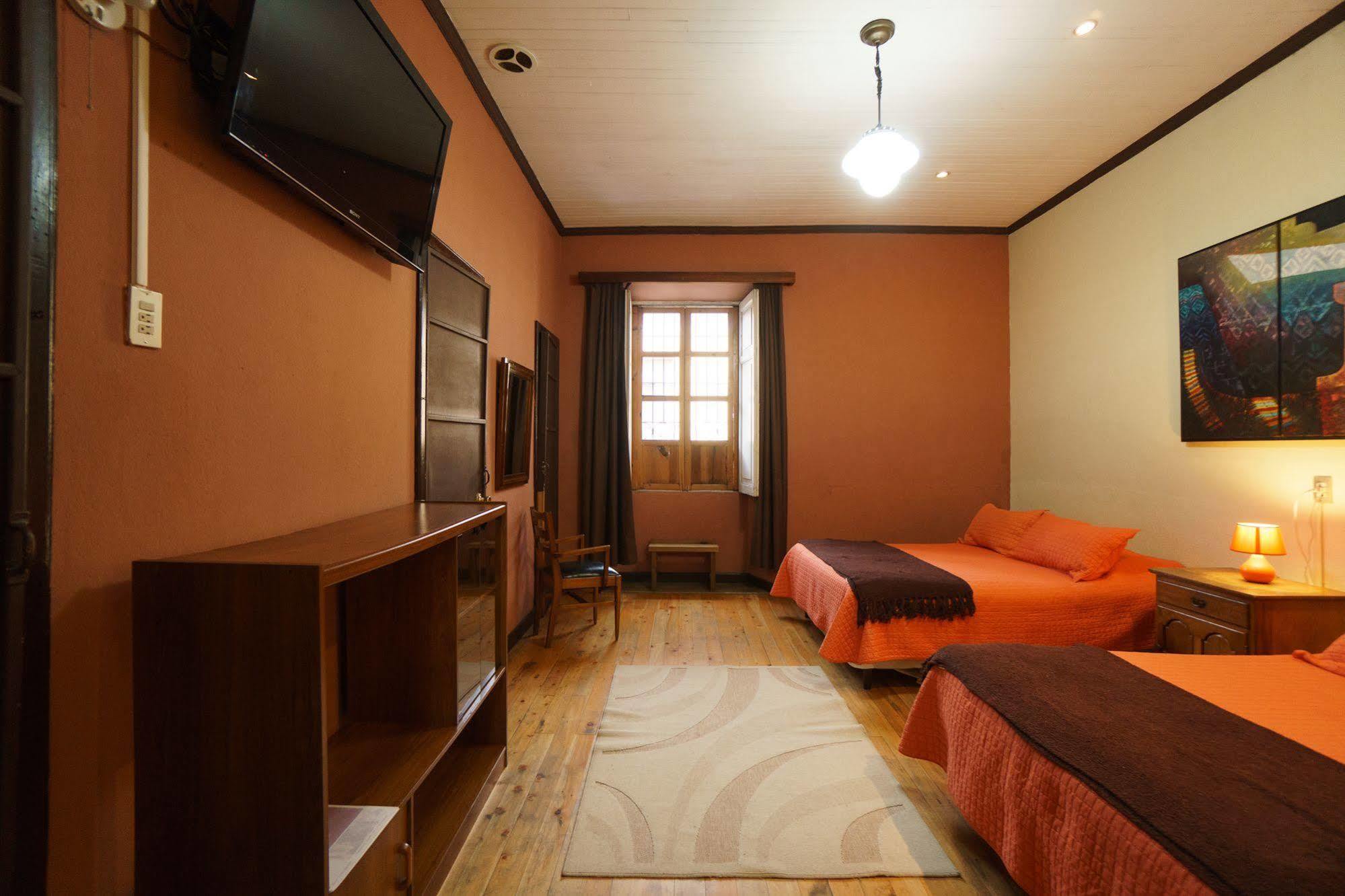 Hotel Modelo Quetzaltenango Kültér fotó